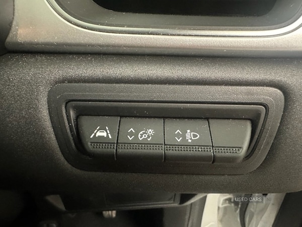 Used Renault Captur 2020 for sale - 76095327: Photo 16