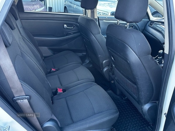 Used Kia Carens 2017 for sale - 77372081: Photo 9