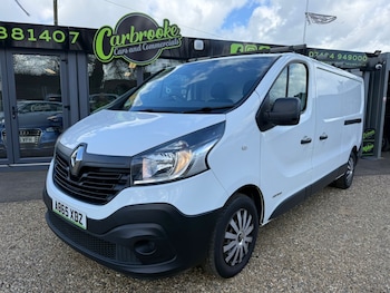 Renault Trafic feature image