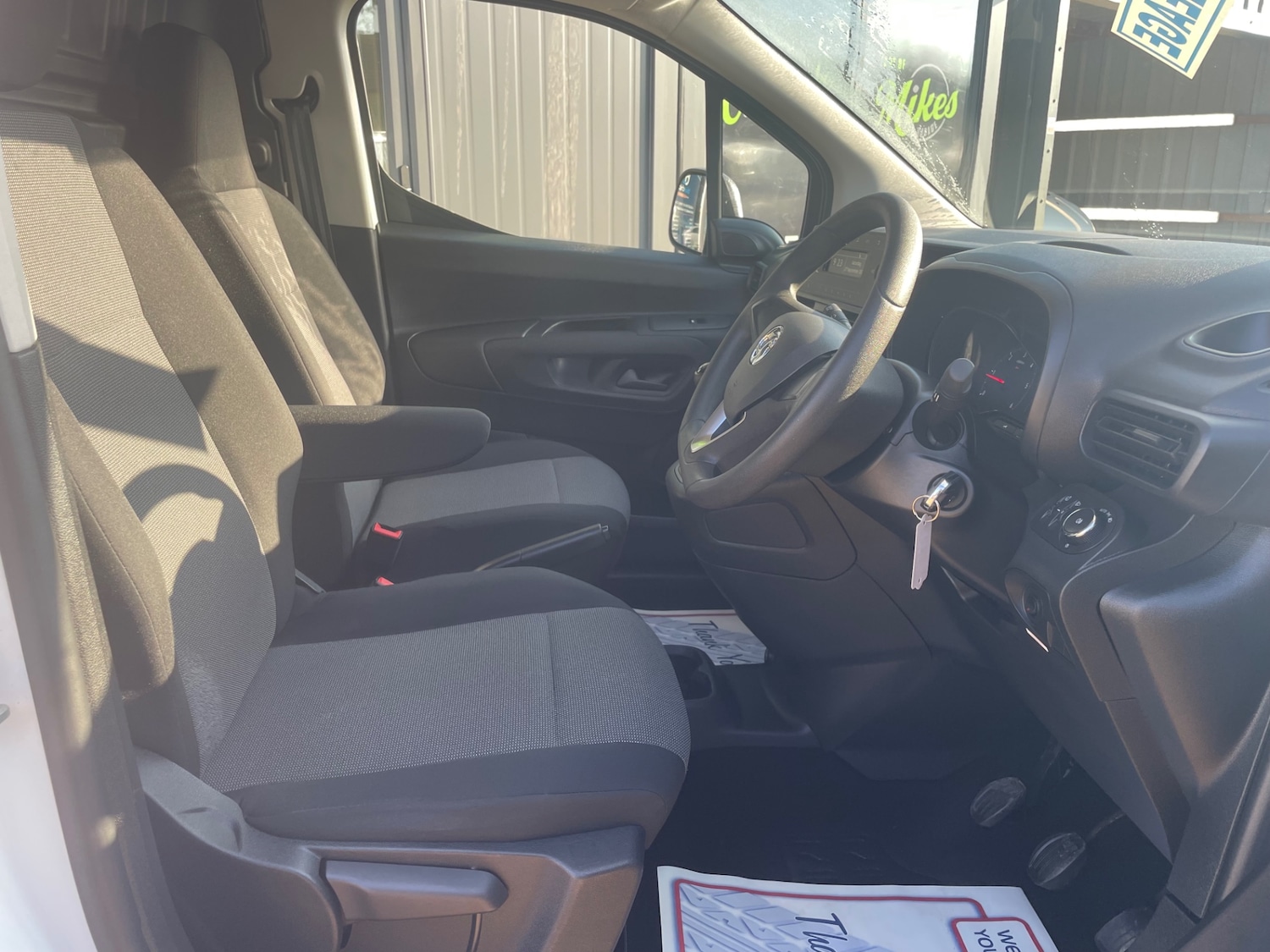 Used Vauxhall Combo 2019 for sale - 76087705: Photo 11