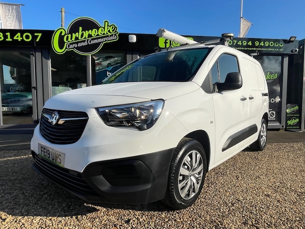 Used Vauxhall Combo 2019 for sale - 76087705: Photo 1