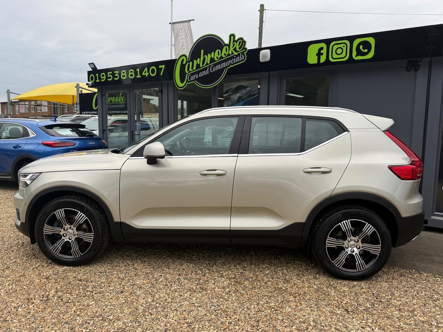 Used Volvo XC40 2018 for sale - 76145769: Photo 3
