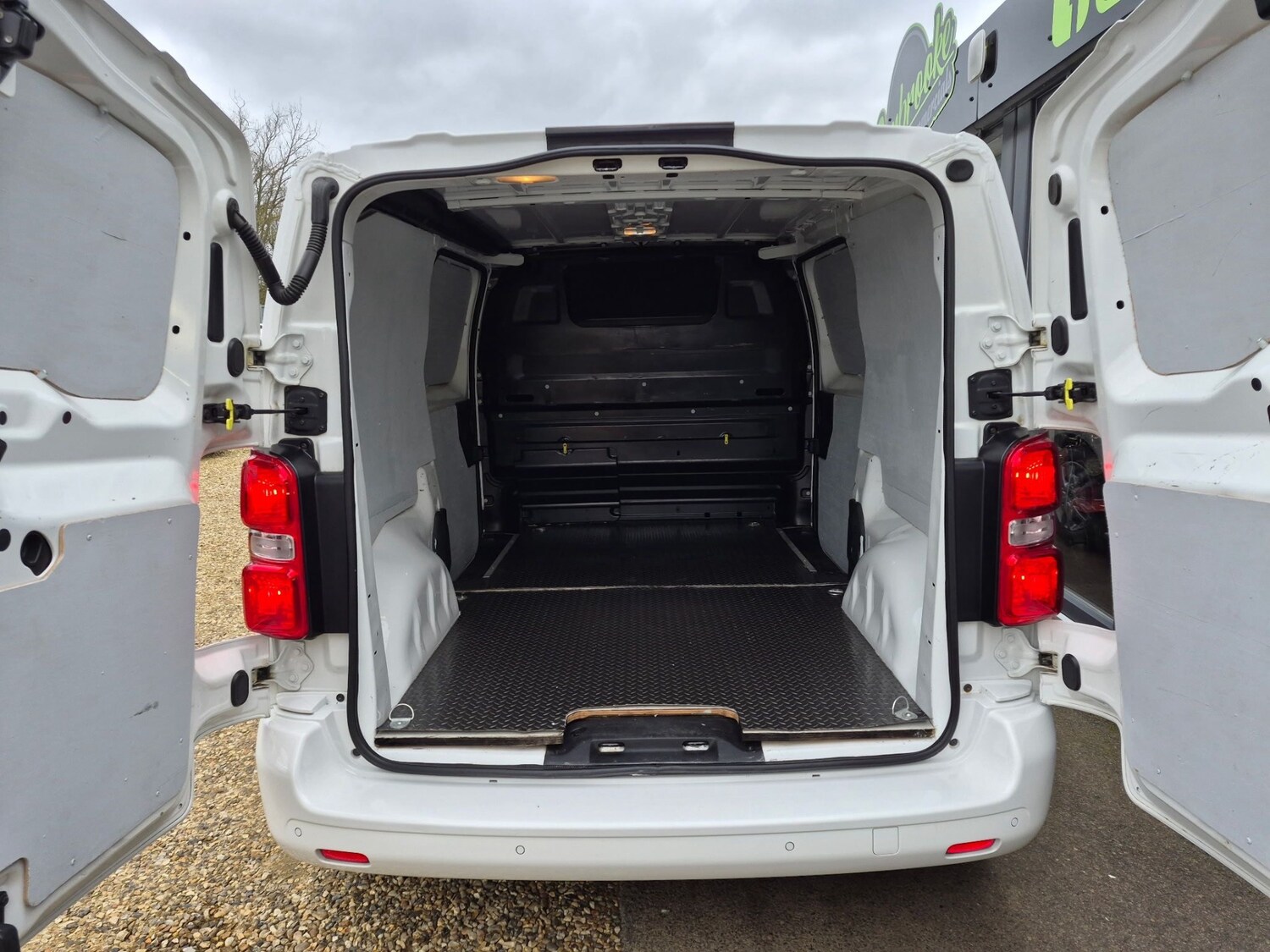 Used Vauxhall Vivaro 2021 for sale - 78000632: Photo 9