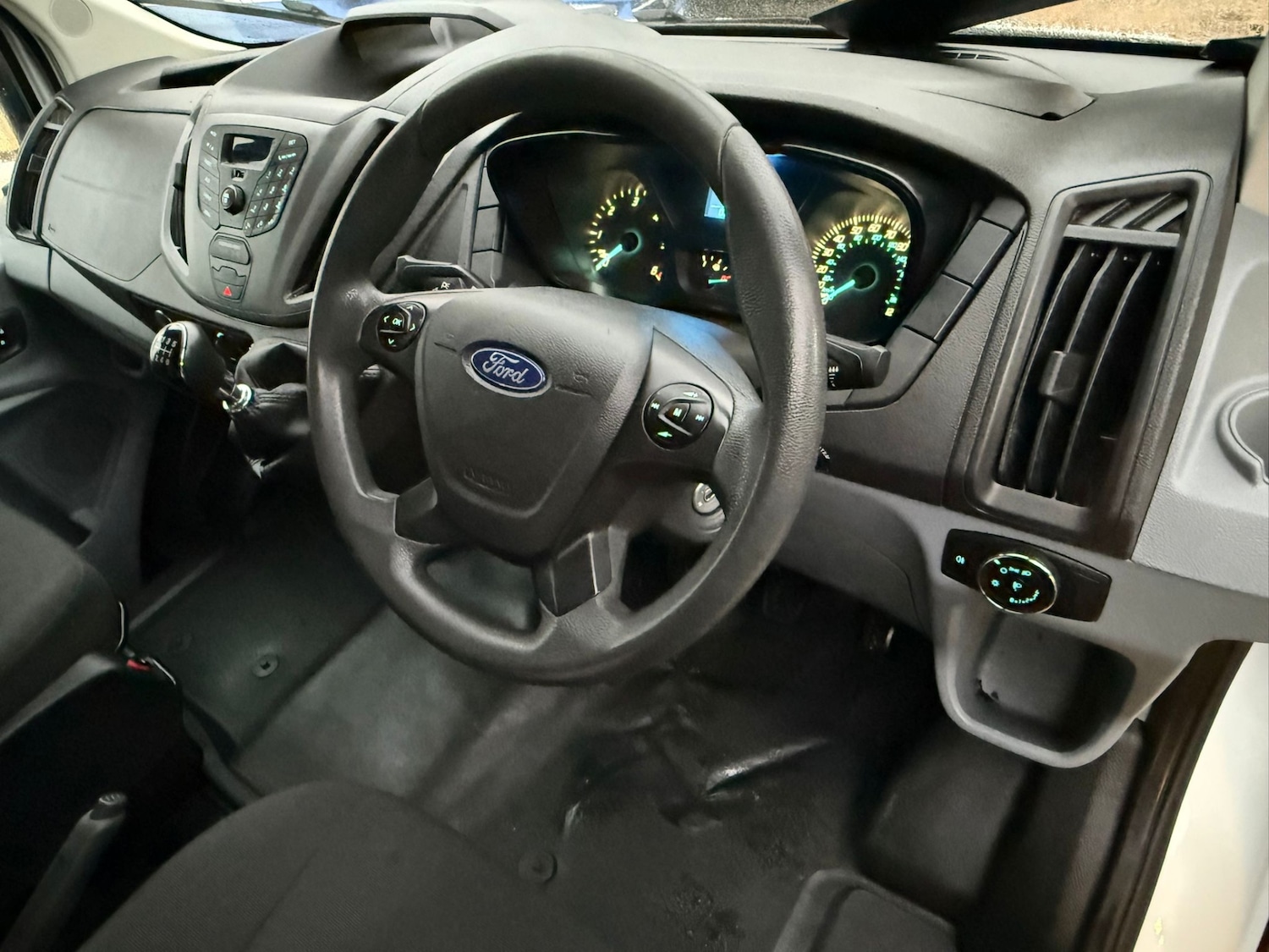 Used Ford Transit 2018 for sale - 76831945: Photo 9