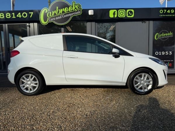 Used Ford Fiesta 2020 for sale - 76662526: Photo 4