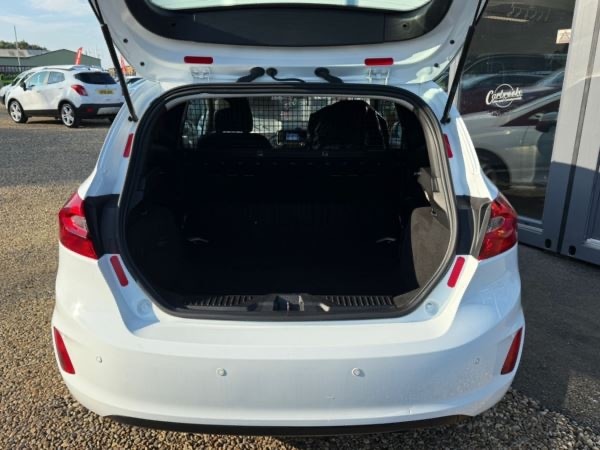 Used Ford Fiesta 2020 for sale - 76662526: Photo 9