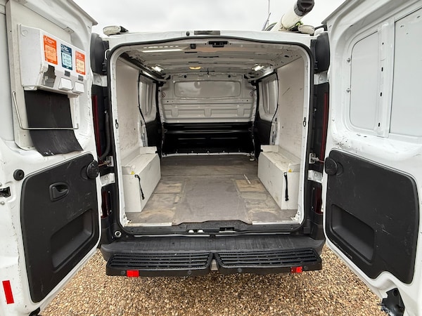 Used Vauxhall Vivaro 2014 for sale - 74743927: Photo 7