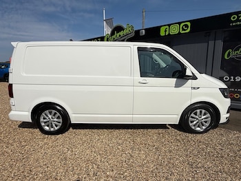 Used Volkswagen Transporter 2016 for sale - 75546102: Photo