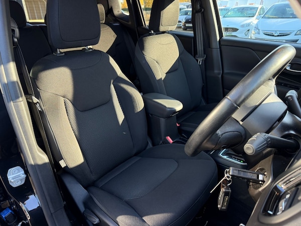 Used Jeep Renegade 2020 for sale - 72974776: Photo 11