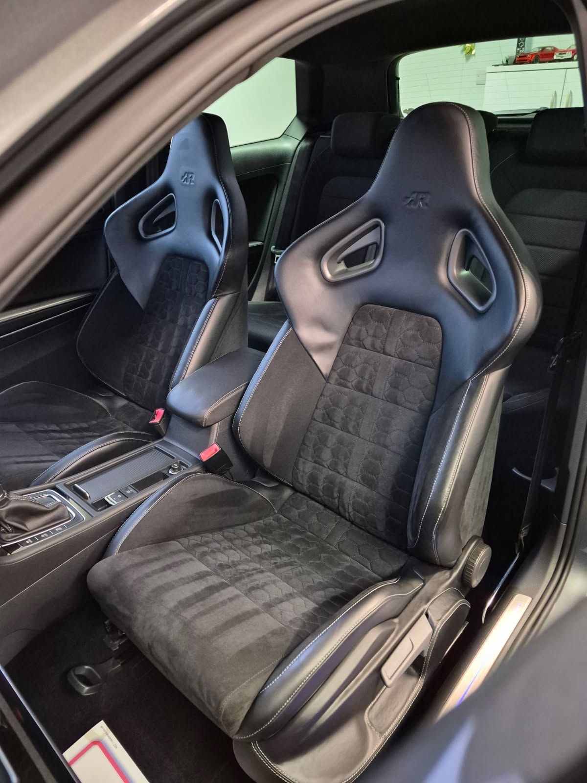 Used Volkswagen Golf 2019 for sale - 76831708: Photo 12