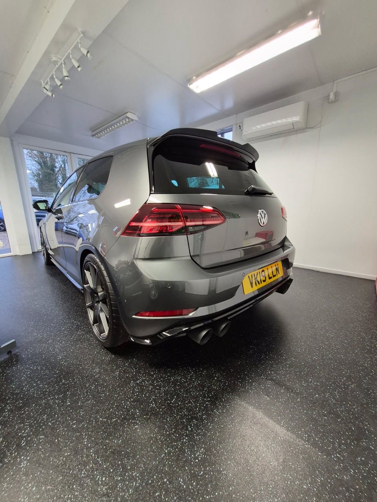 Used Volkswagen Golf 2019 for sale - 76831708: Photo 4