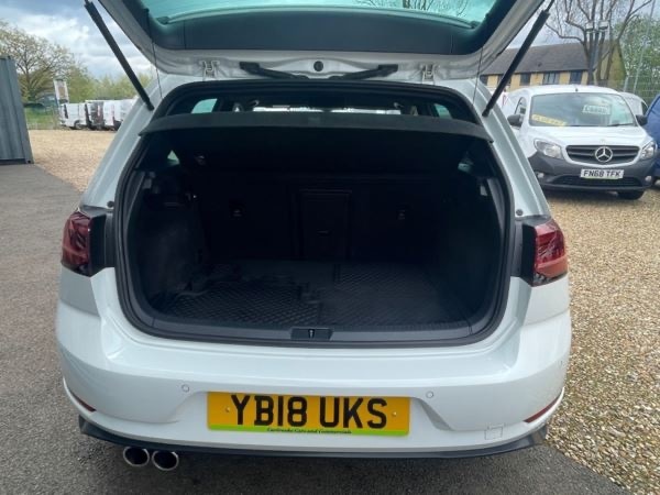 Used Volkswagen Golf 2018 for sale - 76553906: Photo 9