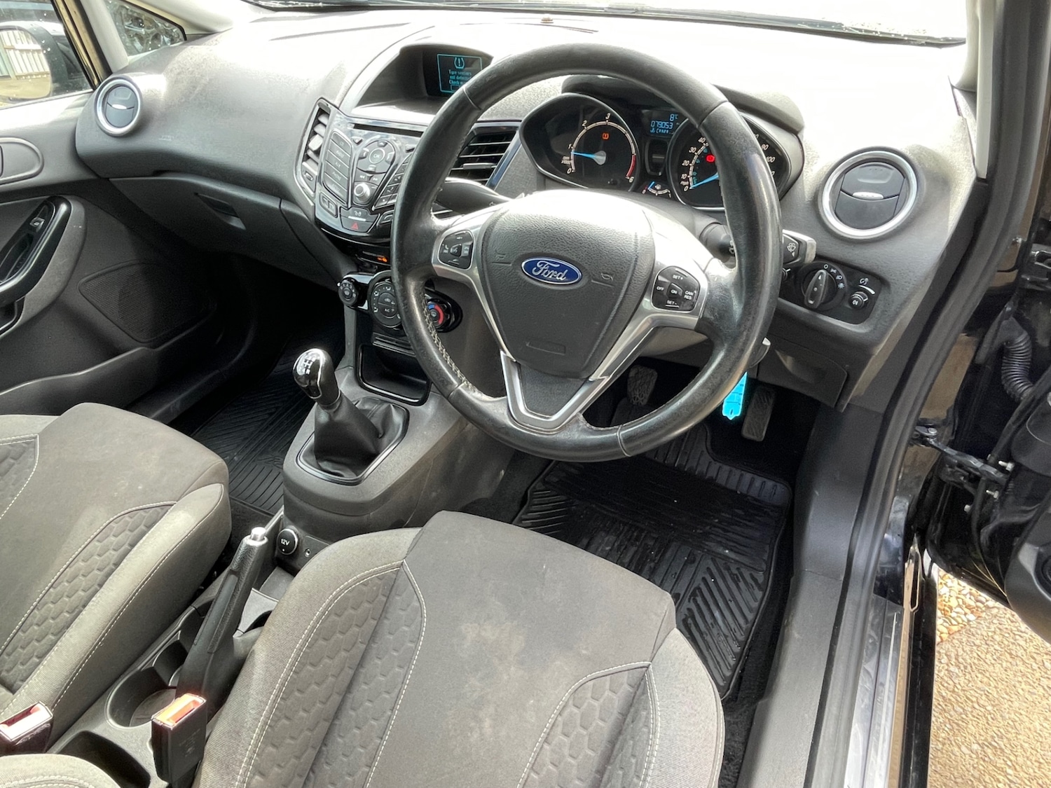 Used Ford Fiesta 2016 for sale - 78054213: Photo 11