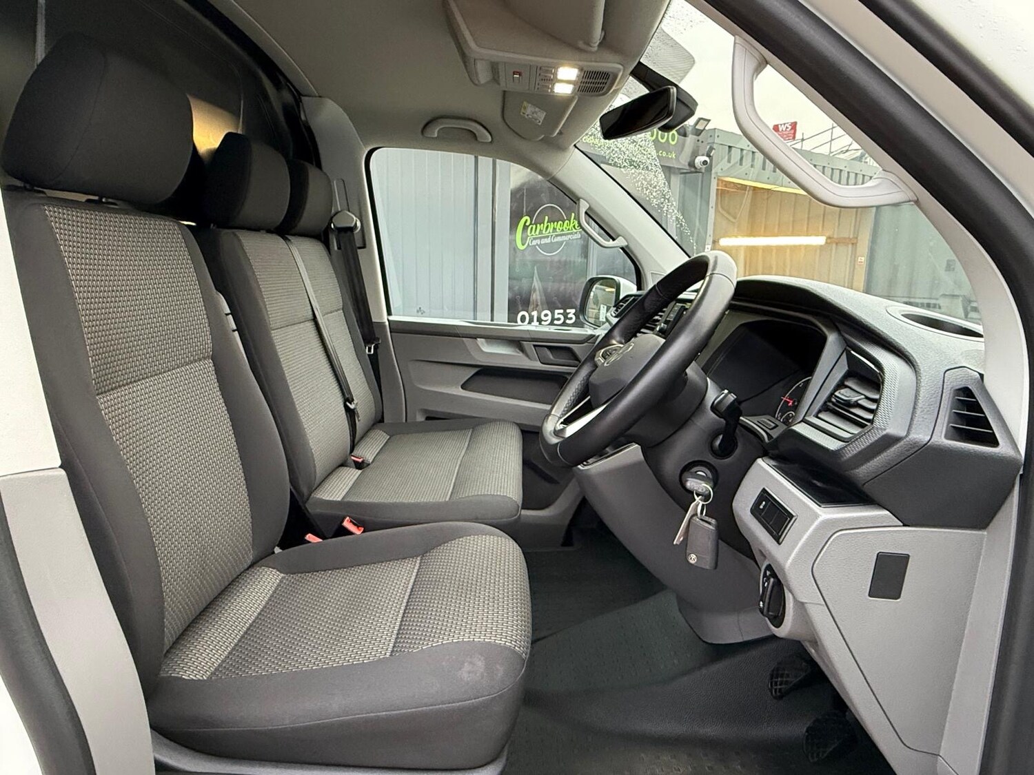 Used Volkswagen Transporter 2024 for sale - 73745084: Photo 12