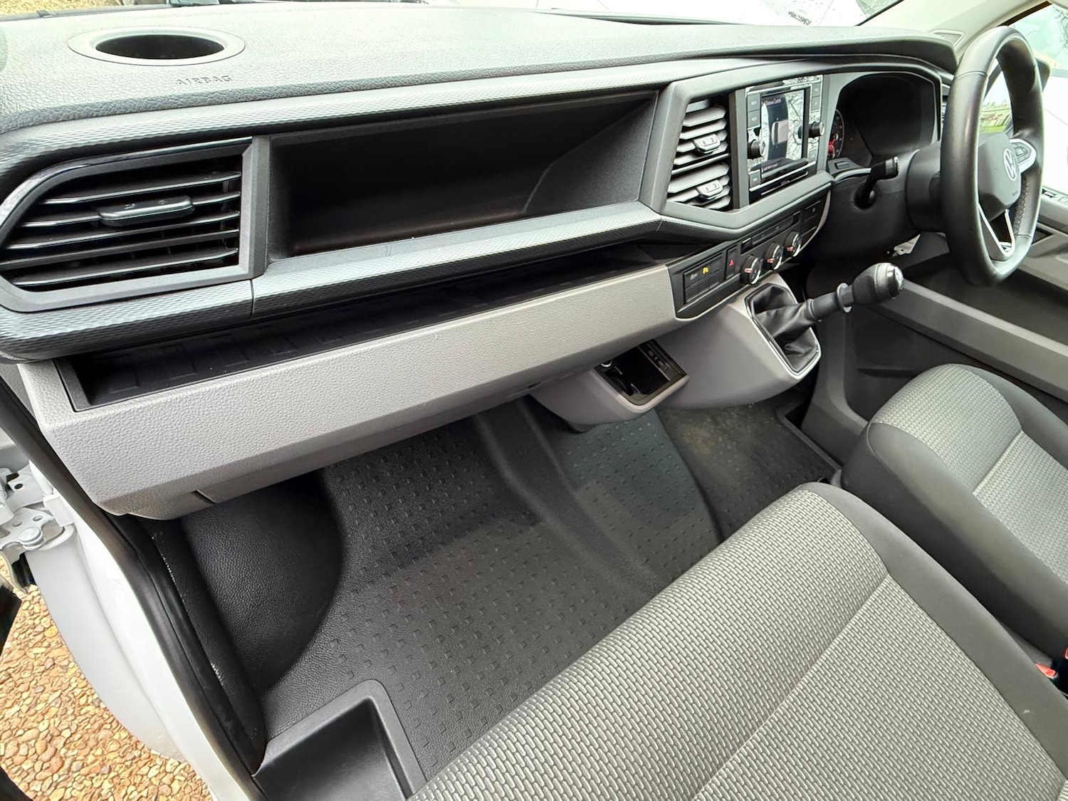 Used Volkswagen Transporter 2024 for sale - 73745084: Photo 13