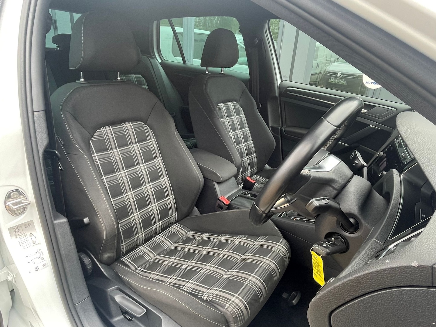 Used Volkswagen Golf 2018 for sale - 70657732: Photo 11