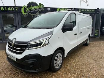 Renault Trafic feature image