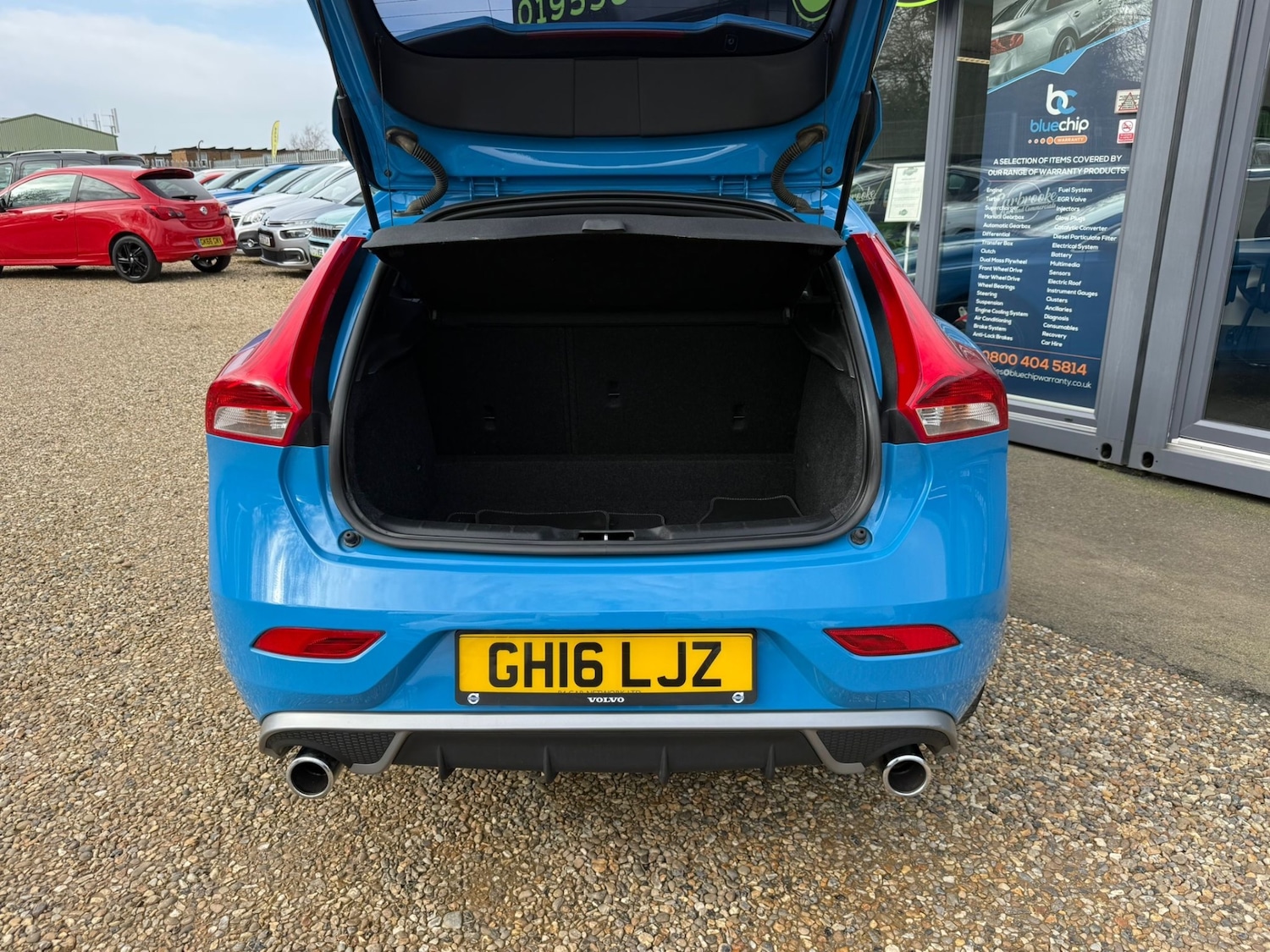 Used Volvo V40 2016 for sale - 77663502: Photo 8