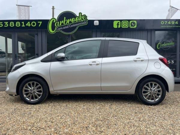 Used Toyota Yaris 2016 for sale - 76554502: Photo 5