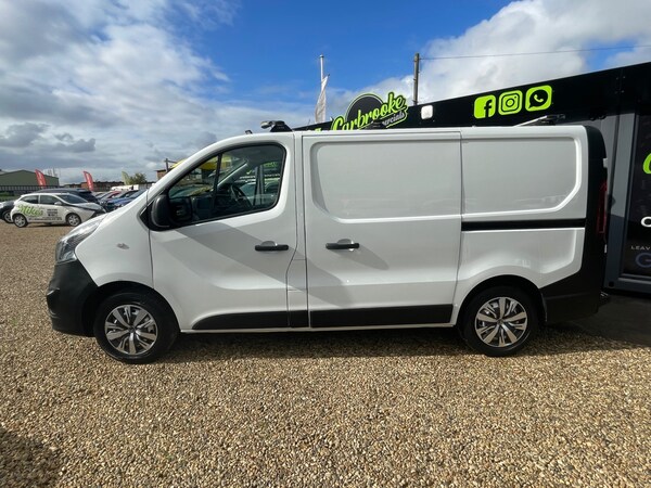 Used Vauxhall Vivaro 2018 for sale - 76087703: Photo 4