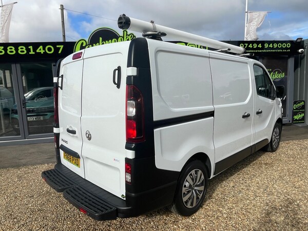 Used Vauxhall Vivaro 2018 for sale - 76087703: Photo 6