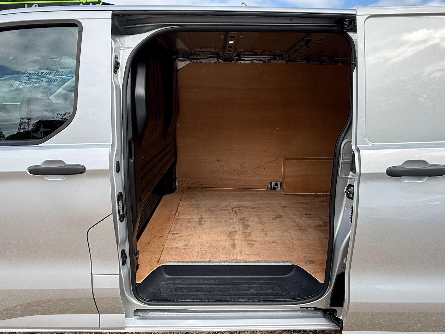 Used Ford Transit Custom 2024 for sale - 75969173: Photo 10