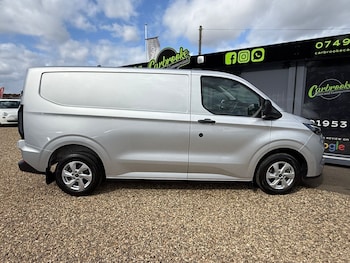 Used Ford Transit Custom 2024 for sale - 75969173: Photo