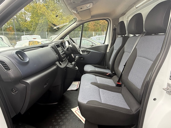 Used Vauxhall Vivaro 2018 for sale - 76275968: Photo 13