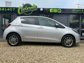 Used Toyota Yaris 2016 for sale - 71904600: Photo
