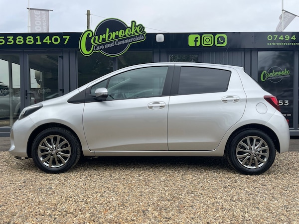 Used Toyota Yaris 2016 for sale - 71904600: Photo 5