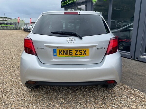 Used Toyota Yaris 2016 for sale - 71904600: Photo 8