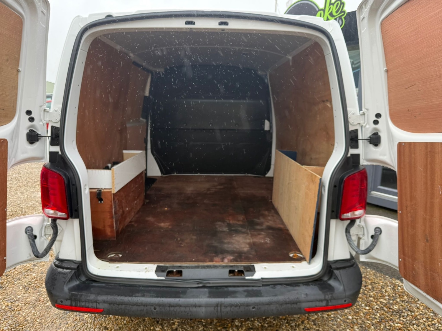 Used Volkswagen Transporter 2020 for sale - 77700928: Photo 8