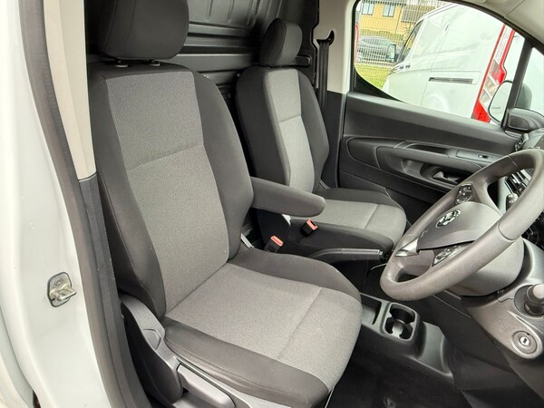 Used Vauxhall Combo 2021 for sale - 73502103: Photo 12