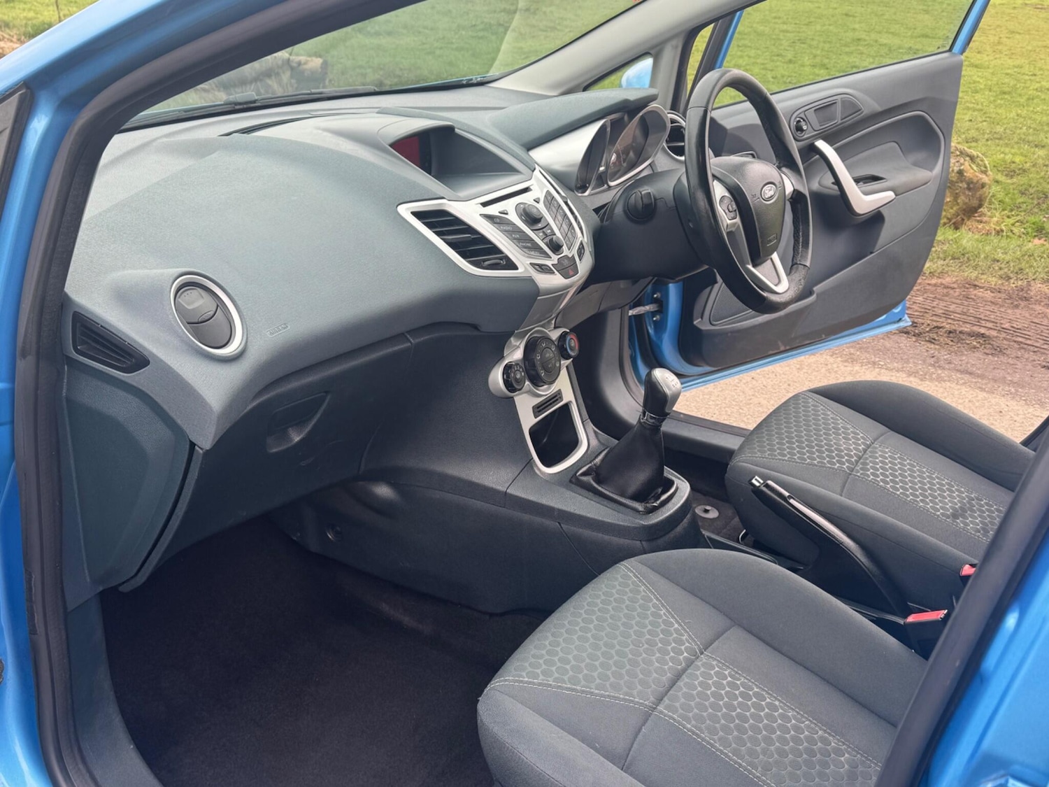 Used Ford Fiesta 2011 for sale - 77625370: Photo 17