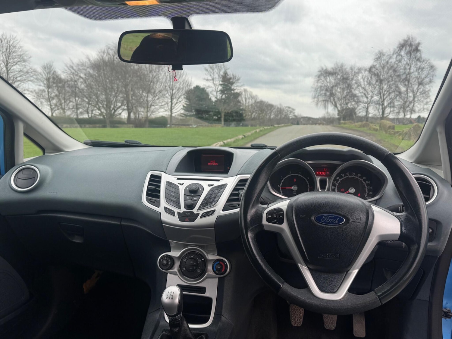 Used Ford Fiesta 2011 for sale - 77625370: Photo 19