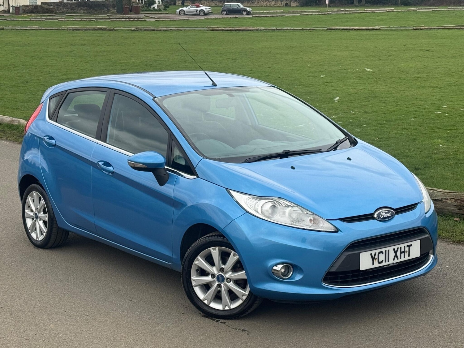 Used Ford Fiesta 2011 for sale - 77625370: Photo 2