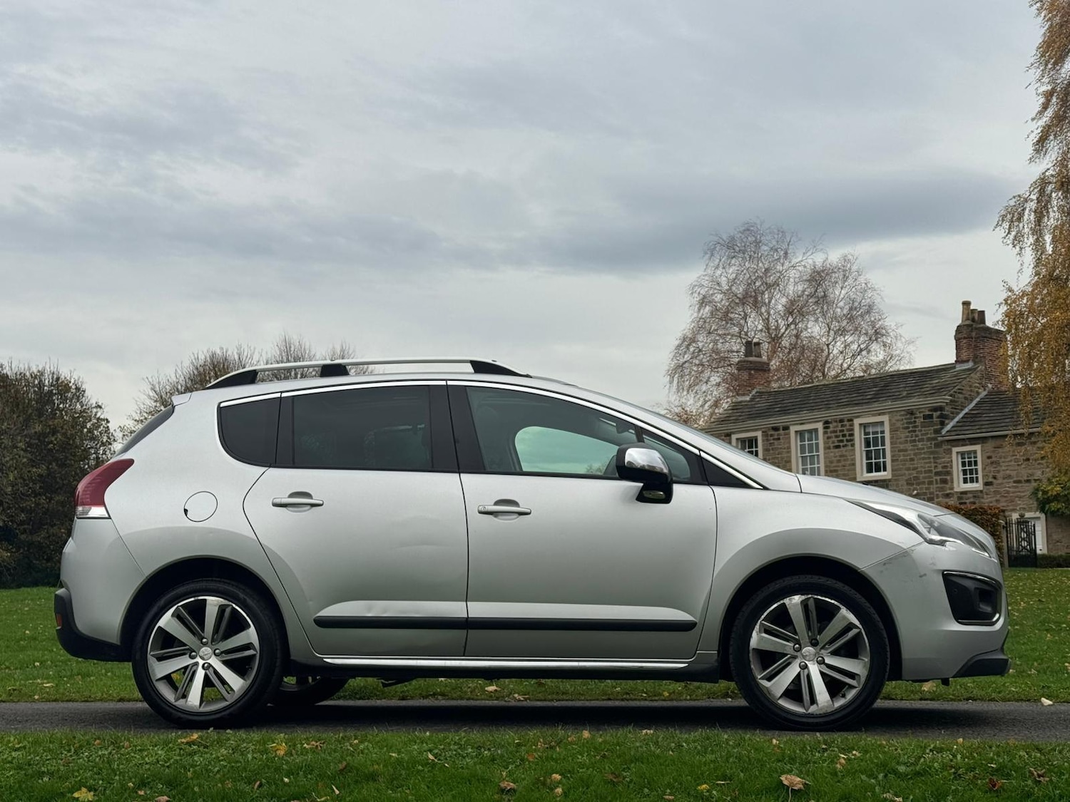 Used Peugeot 3008 2015 for sale - 76551011: Photo 5