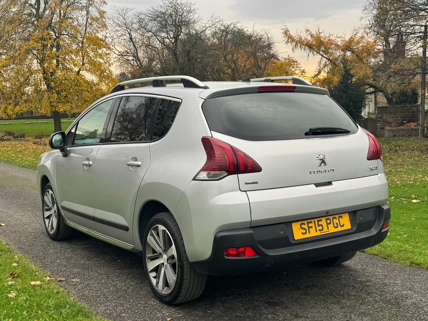 Used Peugeot 3008 2015 for sale - 76551011: Photo 8