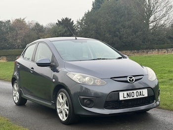 Used Mazda Mazda2 2010 for sale - 77330339: Photo