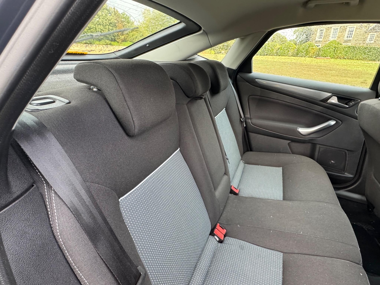 Used Ford Mondeo 2012 for sale - 76441185: Photo 18