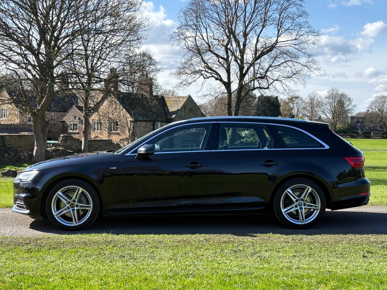 Used Audi A4 Avant for sale - 78136309: Photo 4