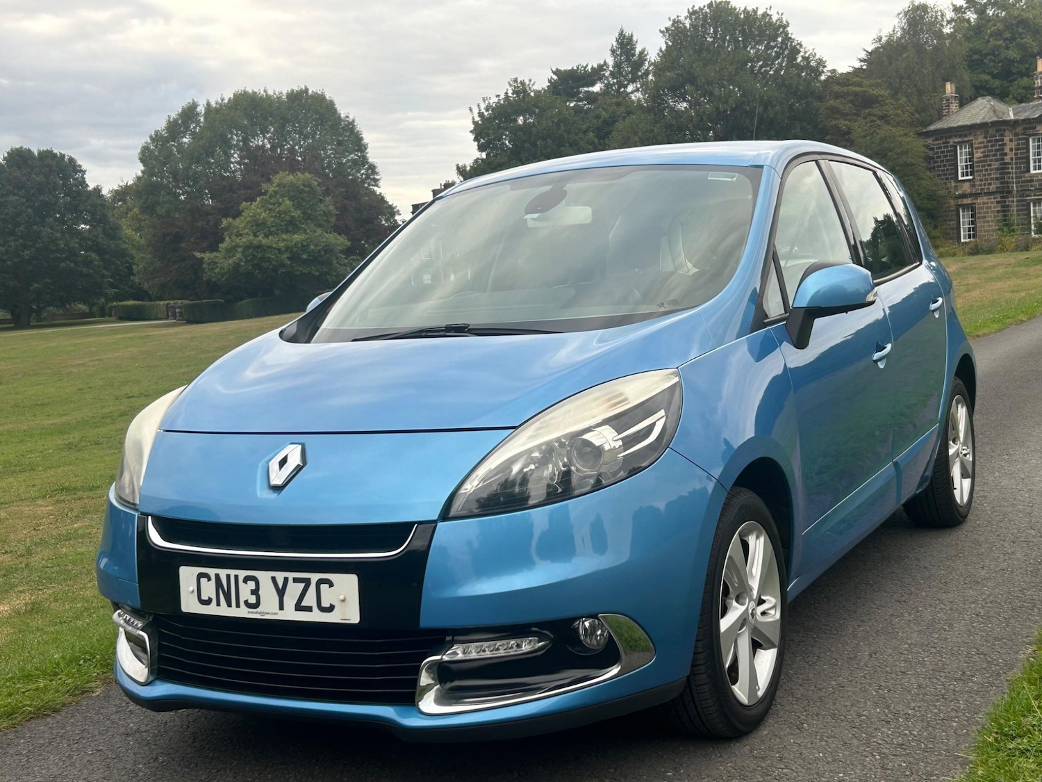 Used Renault Scenic 2013 for sale - 76360299: Photo 11
