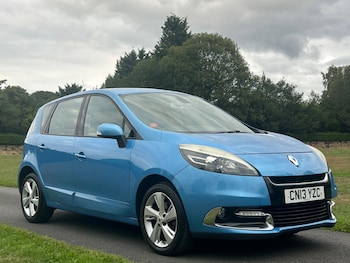 Used Renault Scenic 2013 for sale - 76360299: Photo