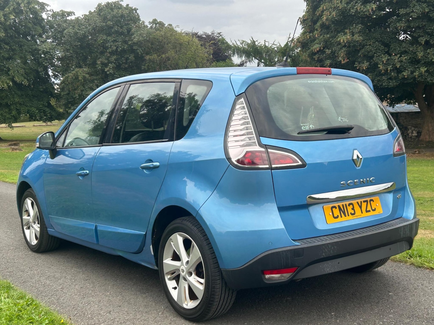 Used Renault Scenic 2013 for sale - 76360299: Photo 8