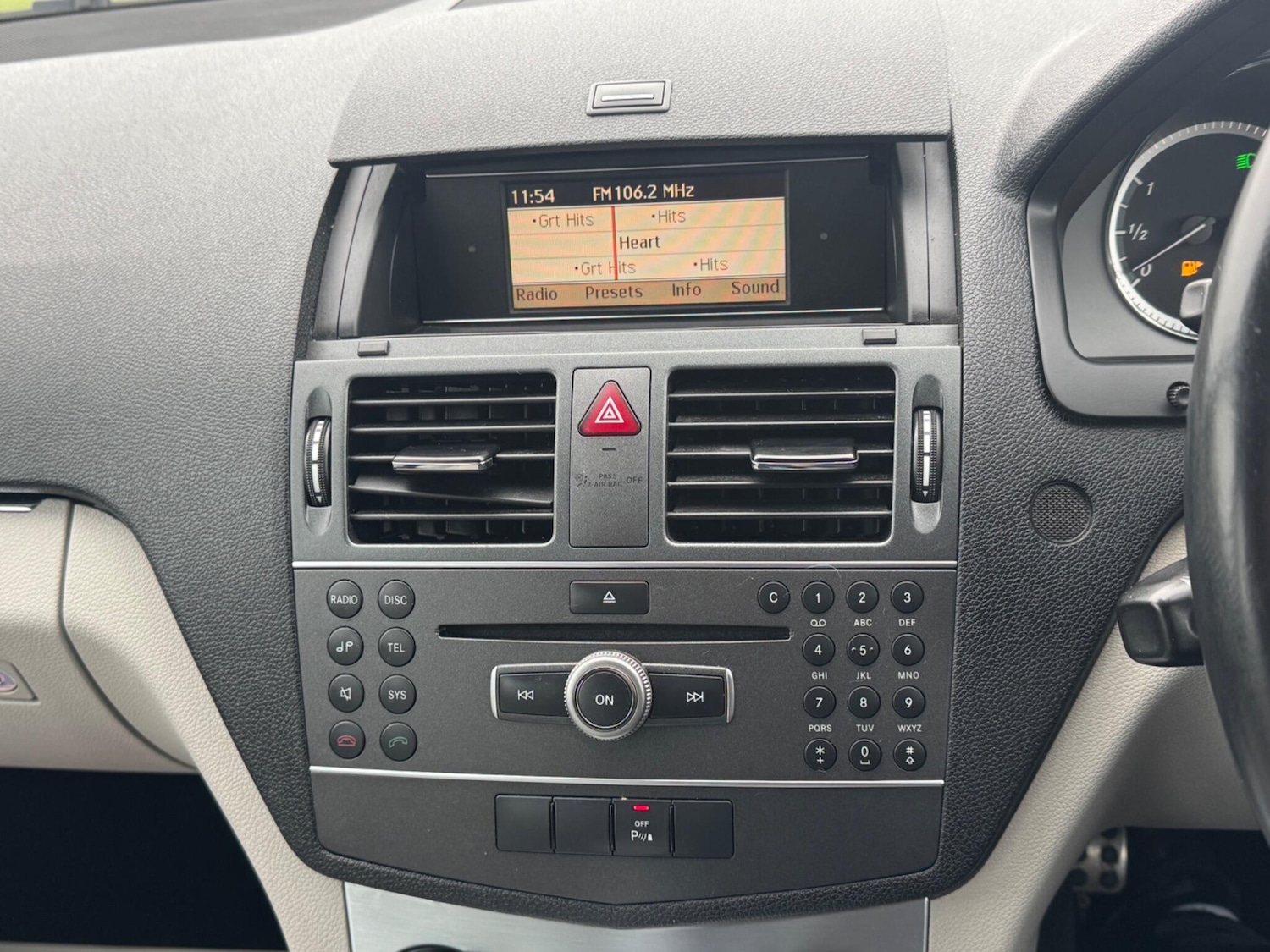 Used Mercedes-Benz C Class 2011 for sale - 77254729: Photo 27