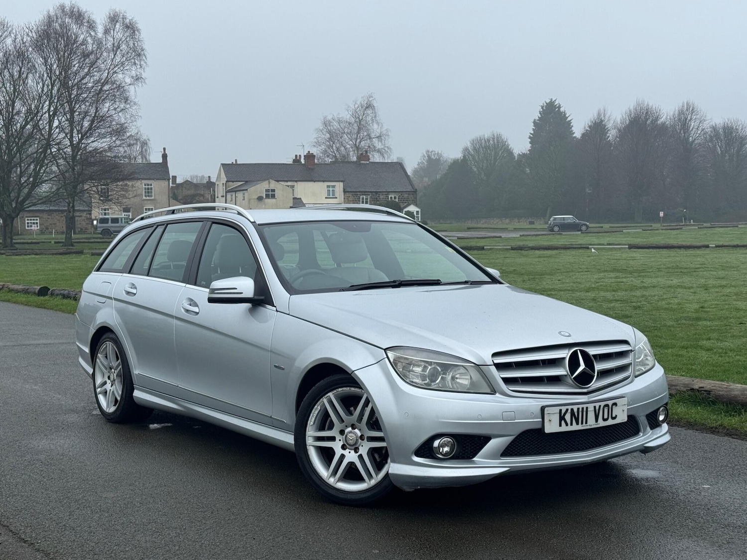 Used Mercedes-Benz C Class 2011 for sale - 77254729: Photo 3