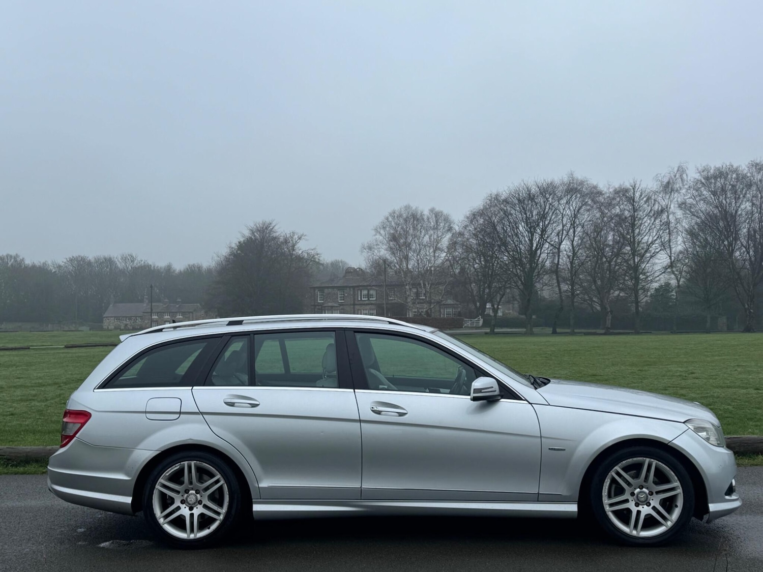 Used Mercedes-Benz C Class 2011 for sale - 77254729: Photo 6