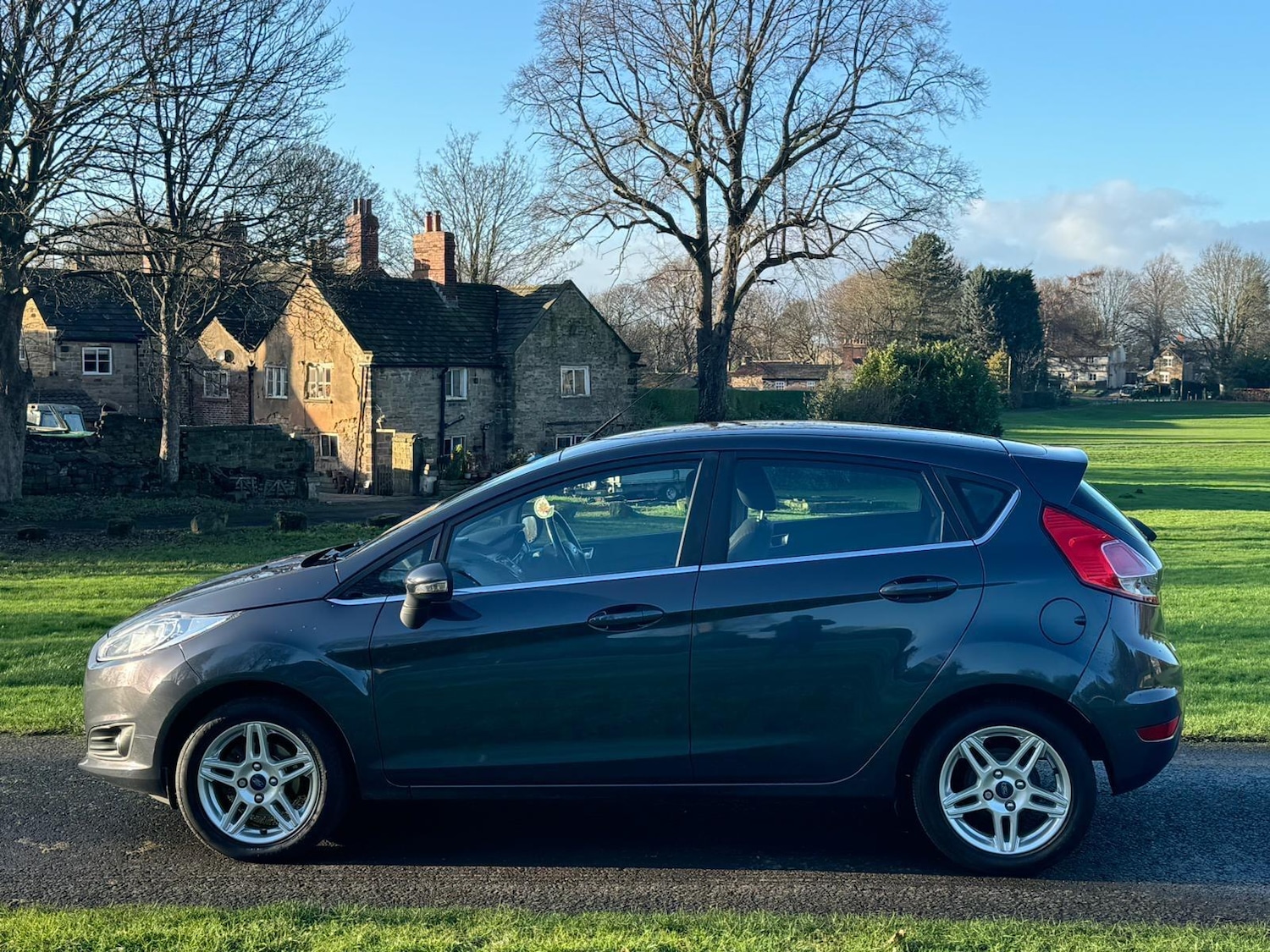 Used Ford Fiesta 2013 for sale - 77090947: Photo 10