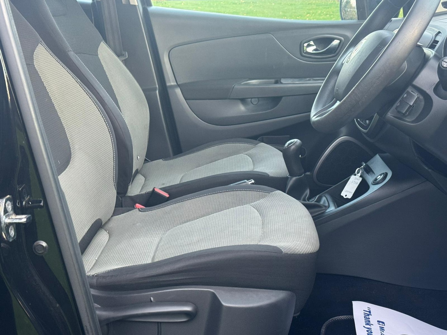 Used Renault Captur 2015 for sale - 76549992: Photo 14