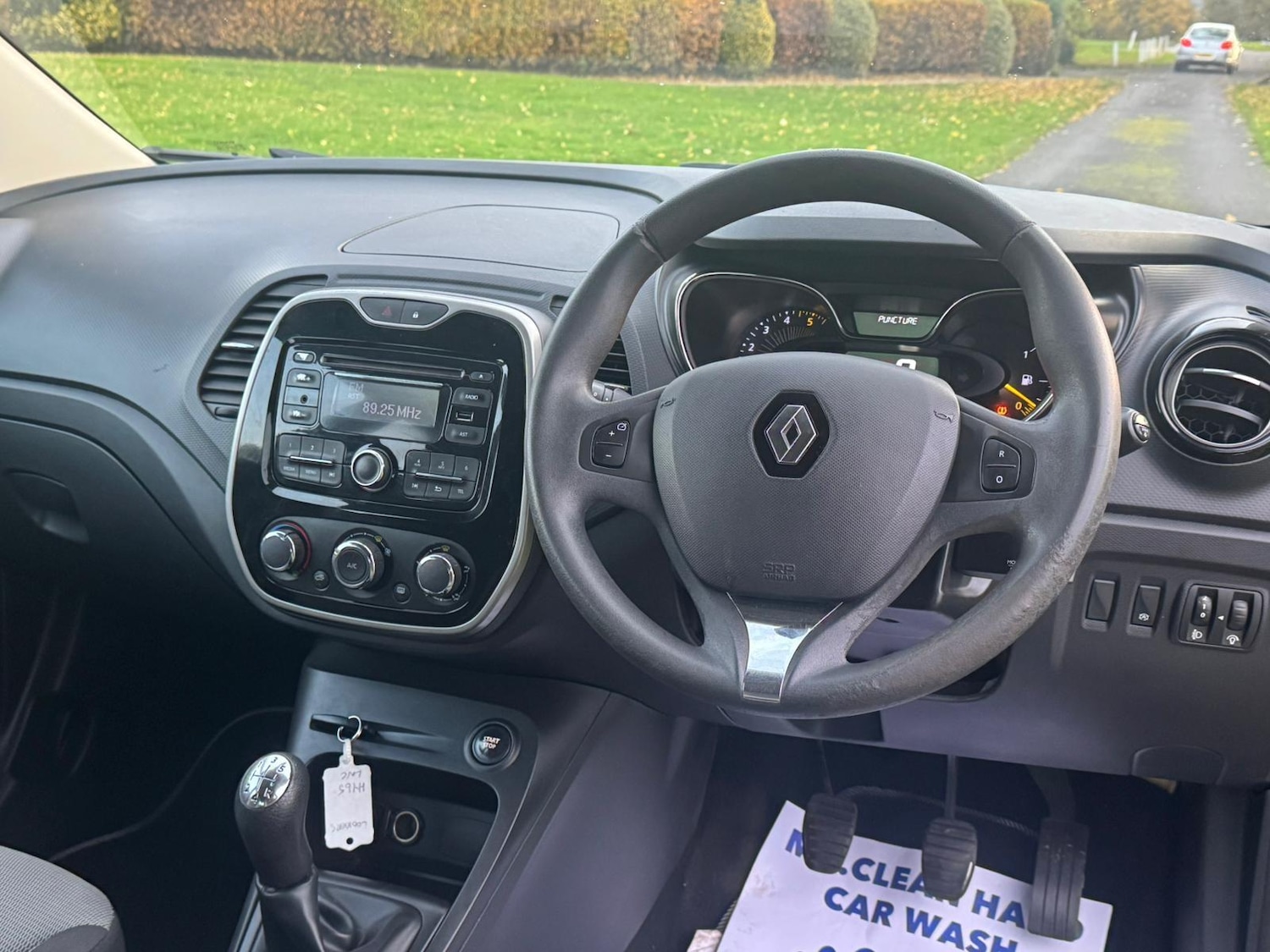 Used Renault Captur 2015 for sale - 76549992: Photo 19